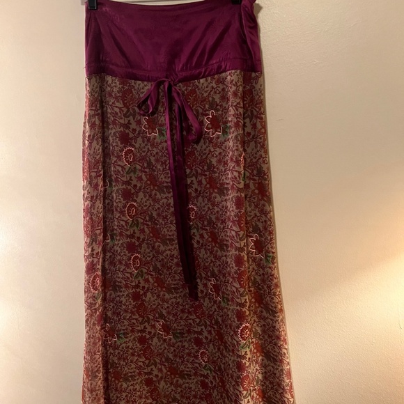 Soft Surrounding Silk Embroidered Lined Maxi Skirt--Size 4 - Picture 9 of 12